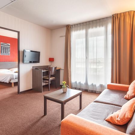 Comfort Aparthotel Nimes Centre Buitenkant foto
