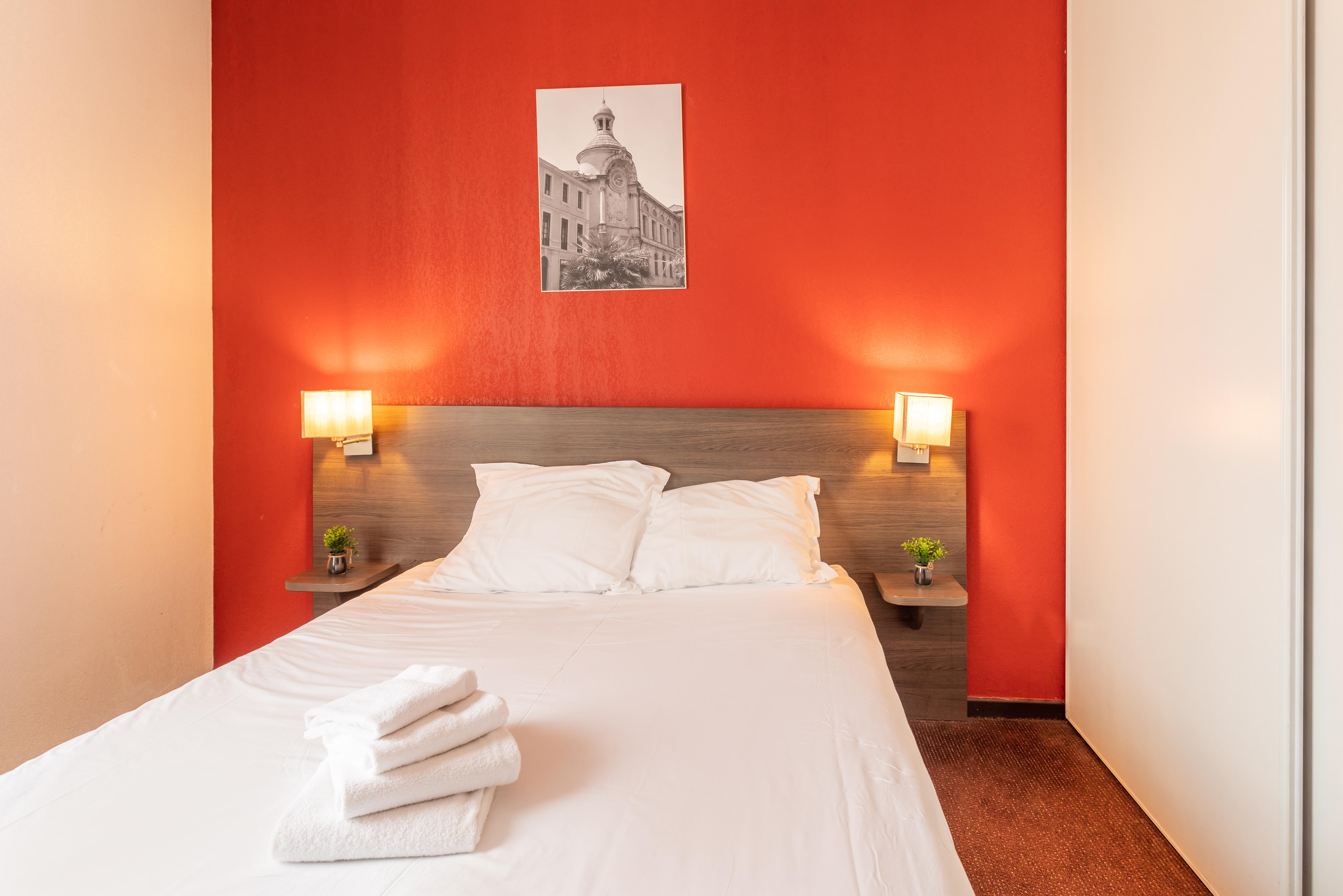 Comfort Aparthotel Nimes Centre Buitenkant foto