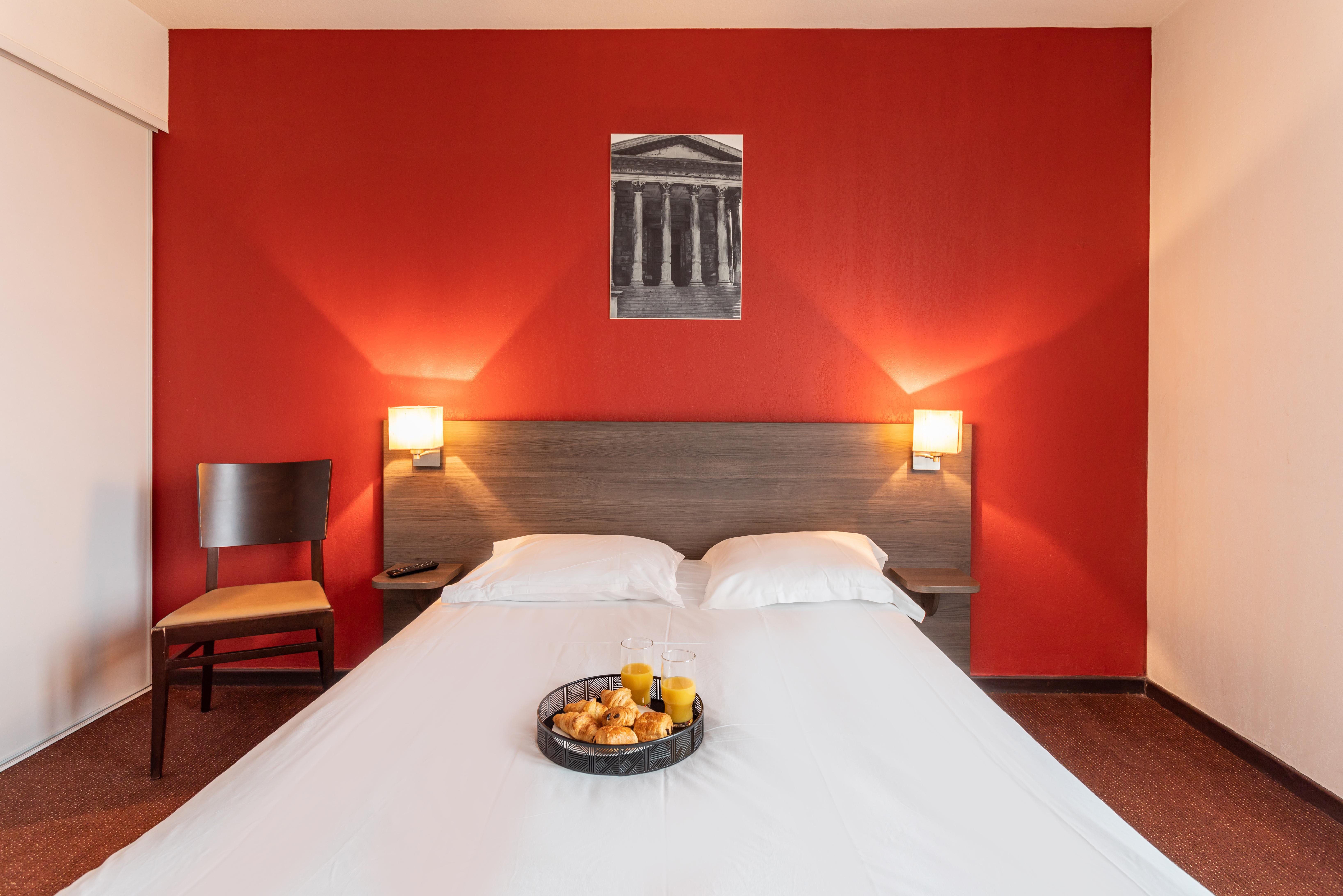 Comfort Aparthotel Nimes Centre Buitenkant foto