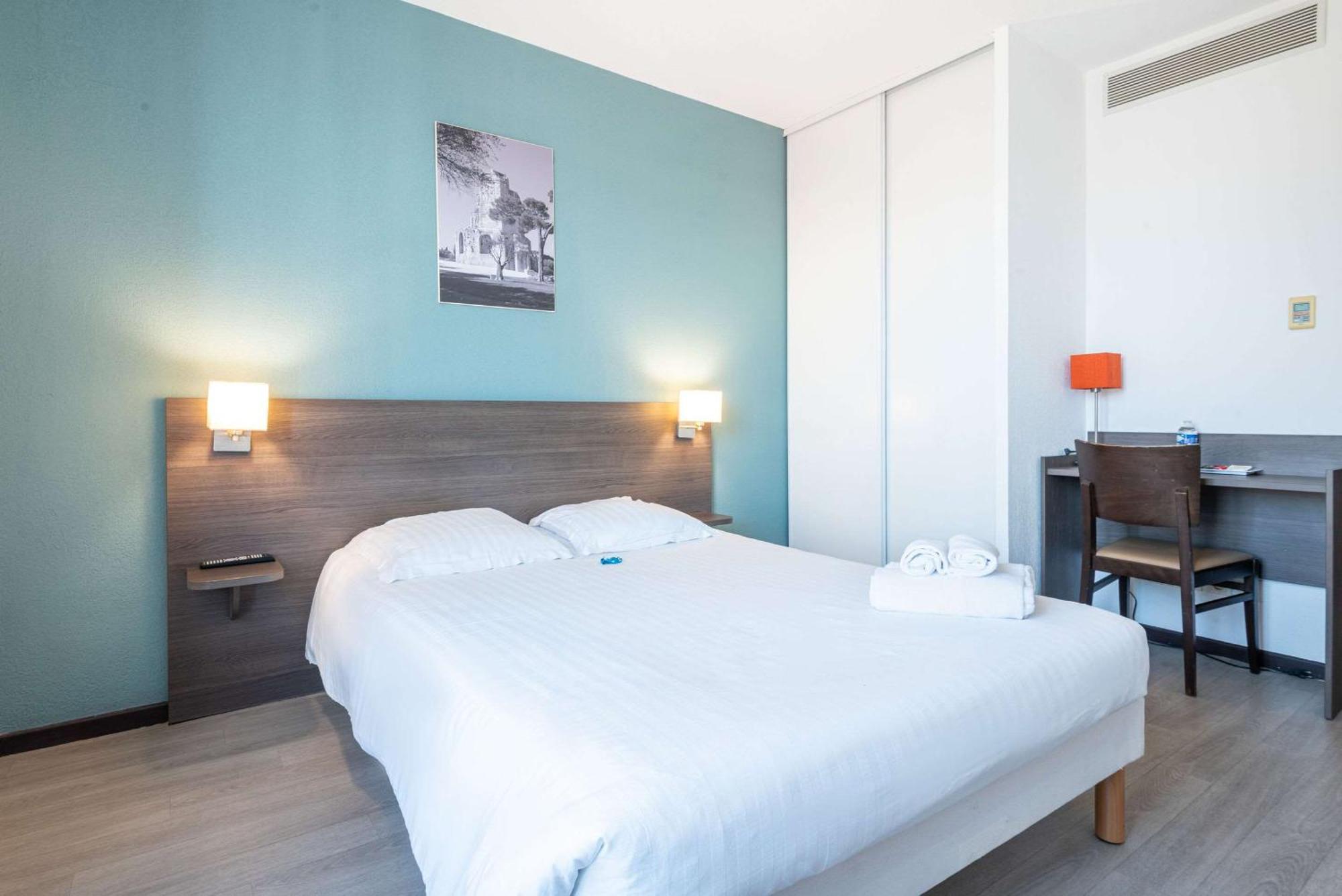 Comfort Aparthotel Nimes Centre Buitenkant foto