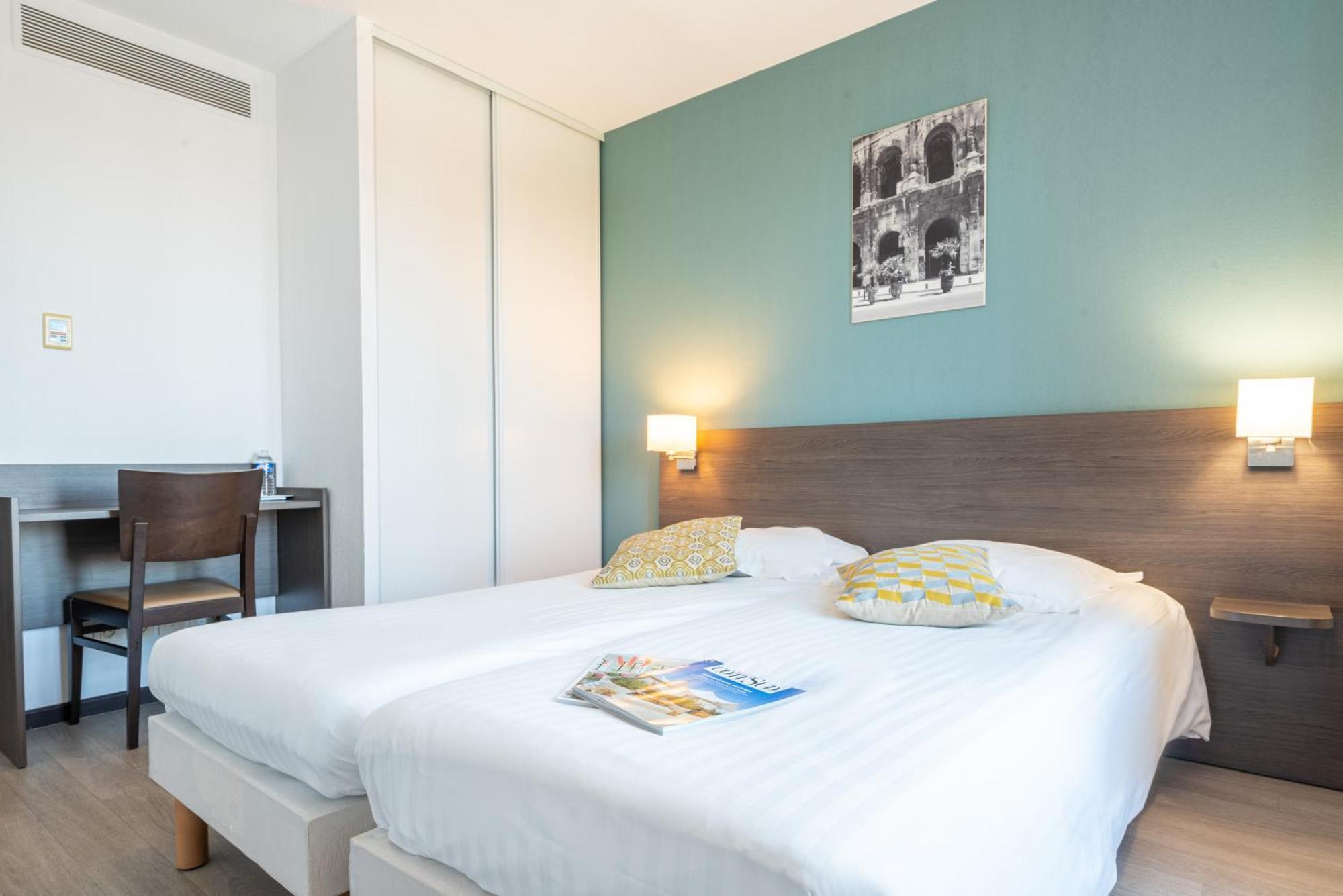 Comfort Aparthotel Nimes Centre Buitenkant foto