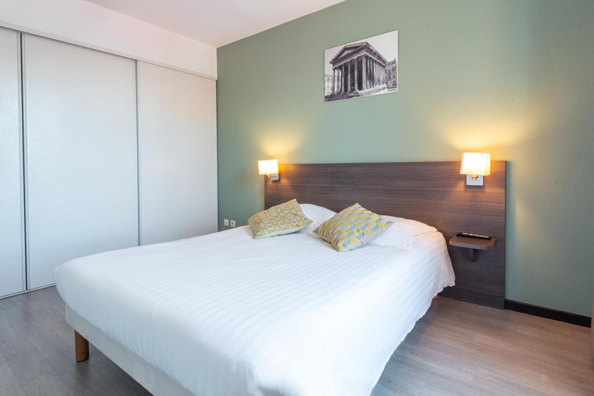 Comfort Aparthotel Nimes Centre Buitenkant foto